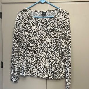 Leopard Print Long Sleeve Top